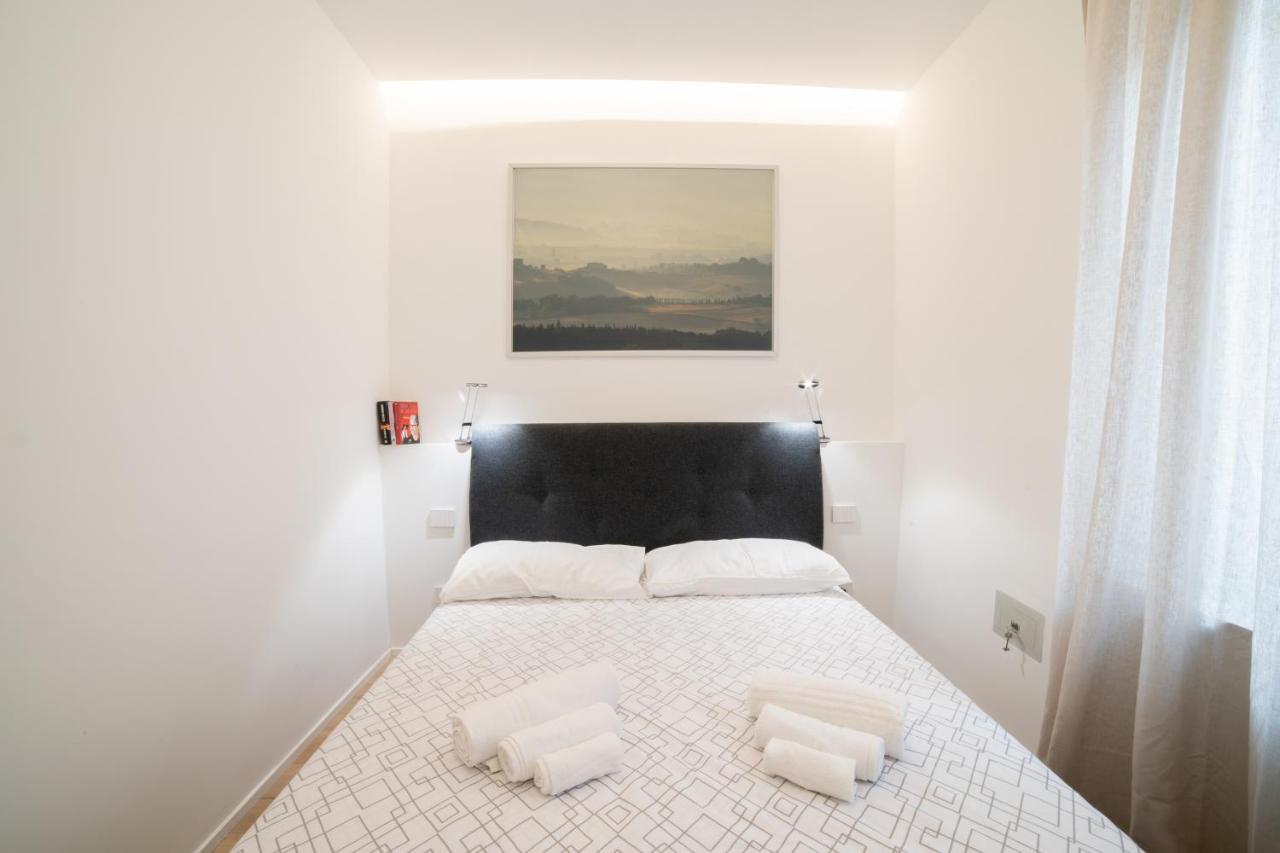 Navigli-Centro-Universita, Amazing New Apartment Milan Luaran gambar